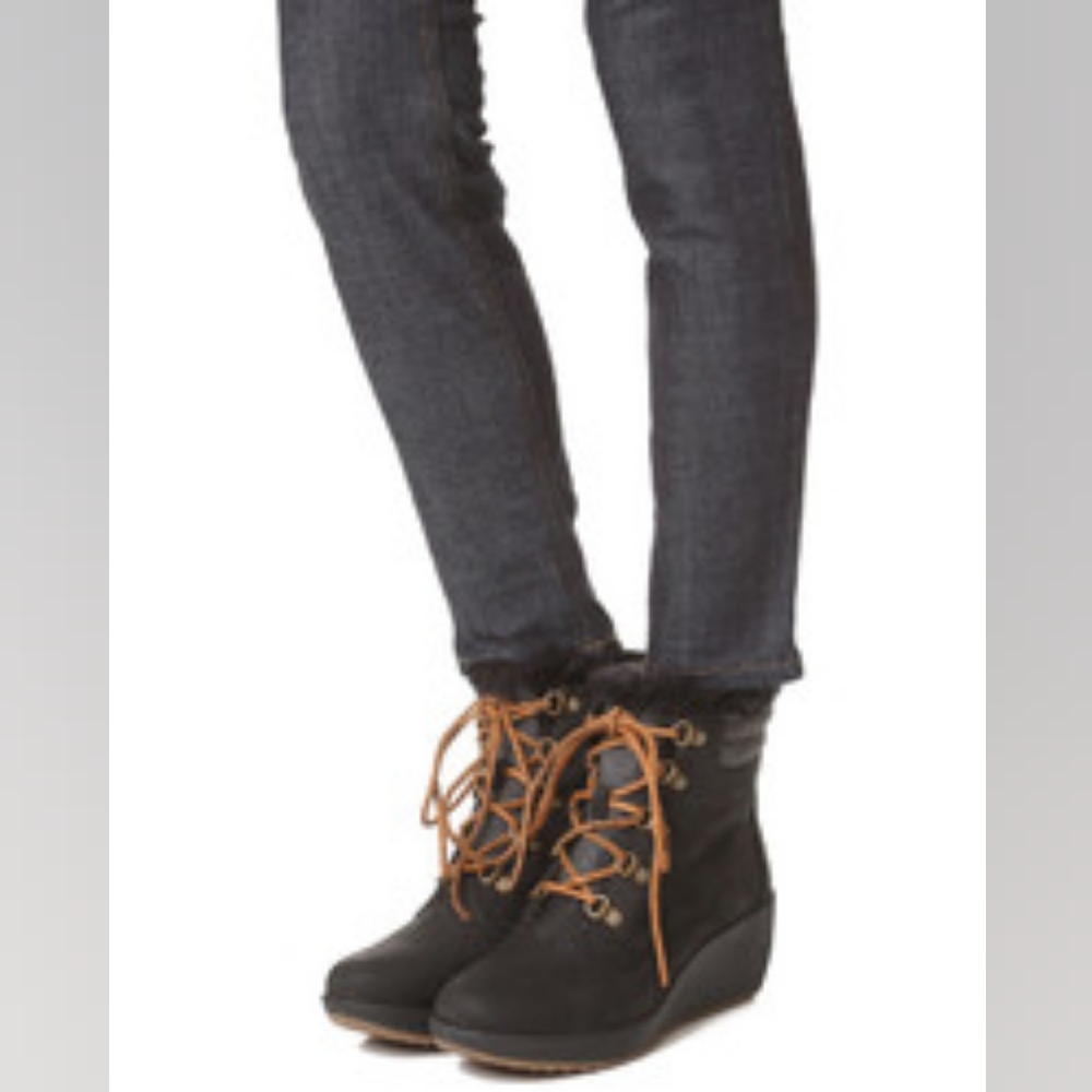 Sperry Luca Peak Wedge booties NWOT